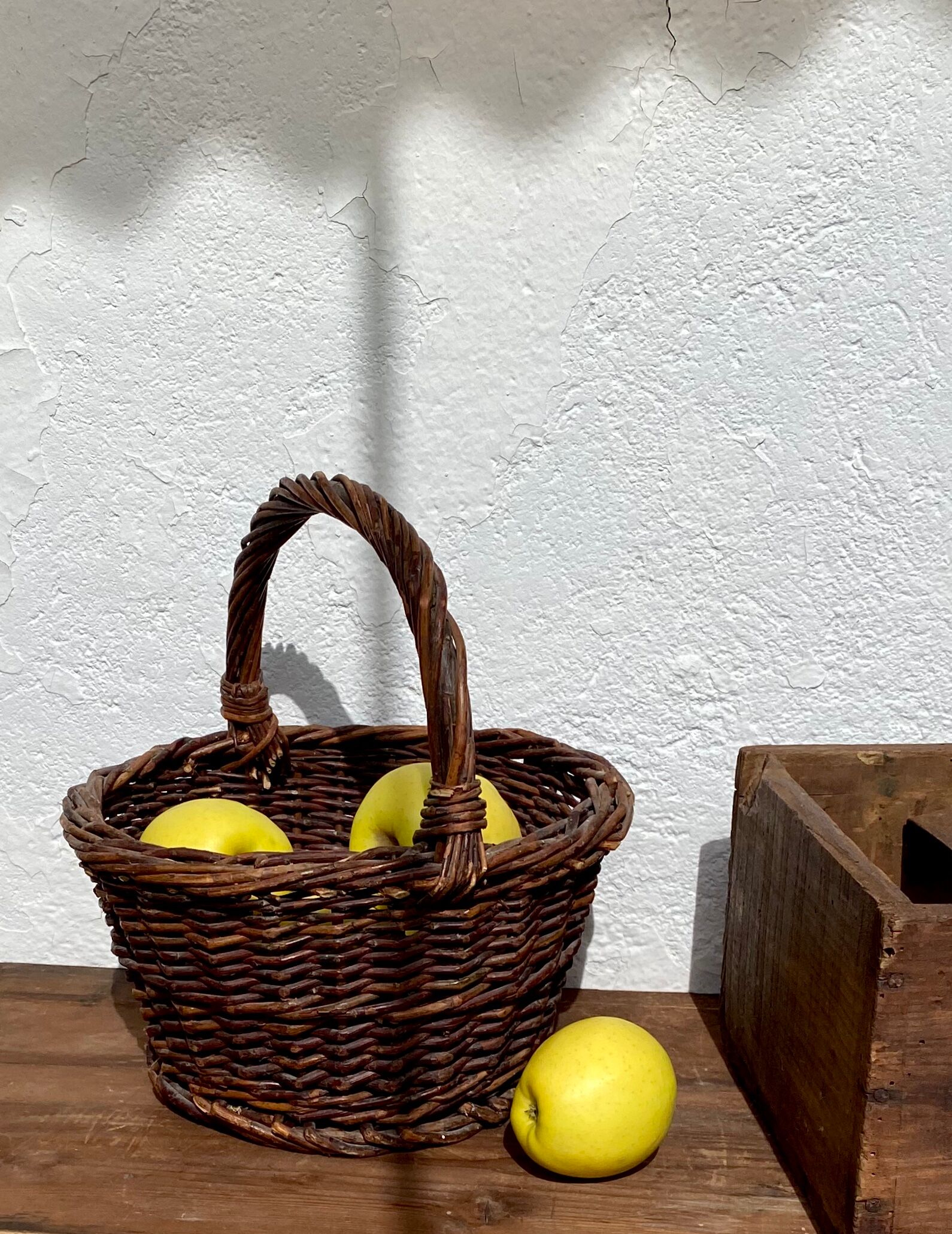 Wicker basket