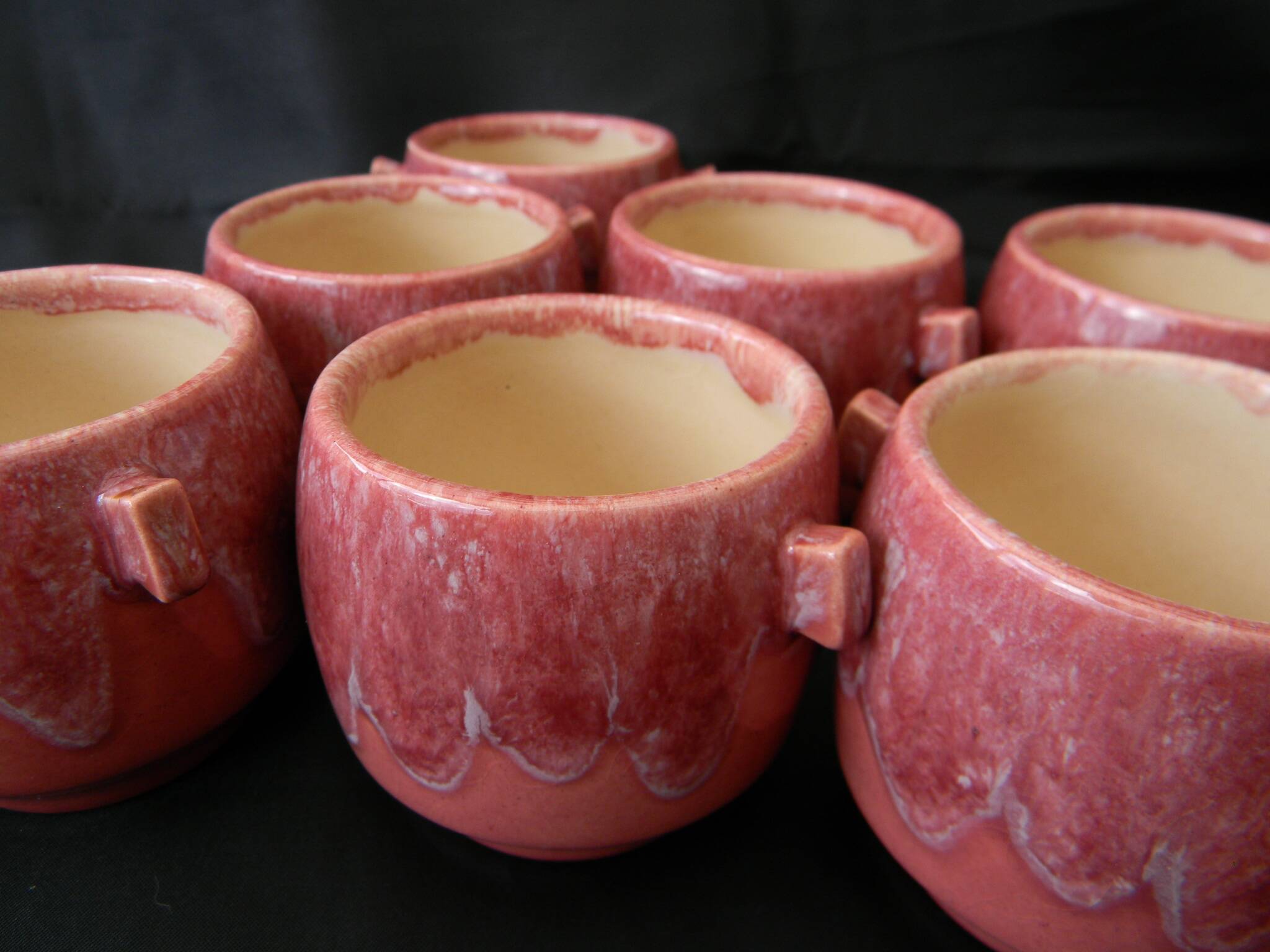 7 small ceramic pots by Jacques LACHENY. Saint Amand en Puisaye.