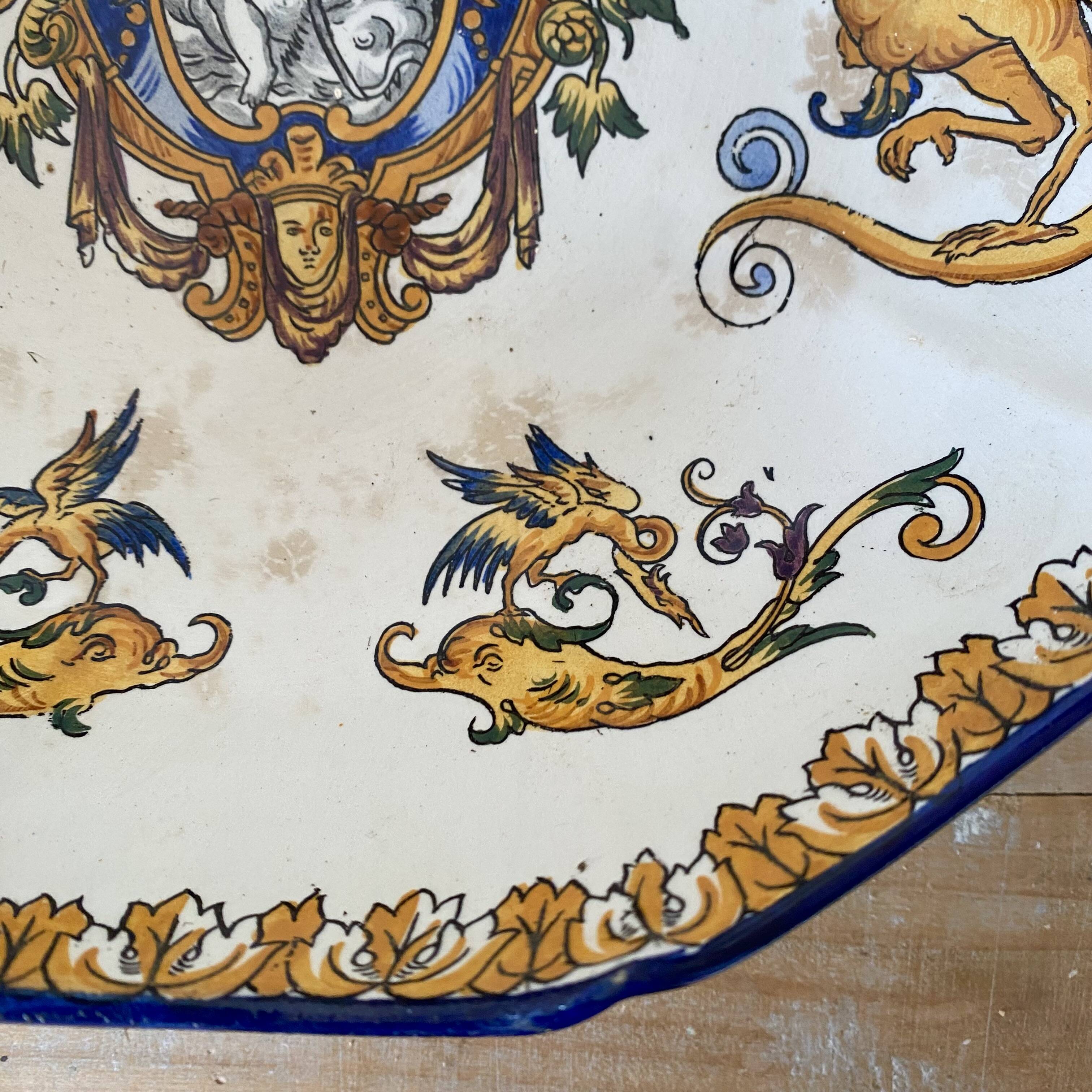 Renaissance decorated earthenware salad bowl from Gien.