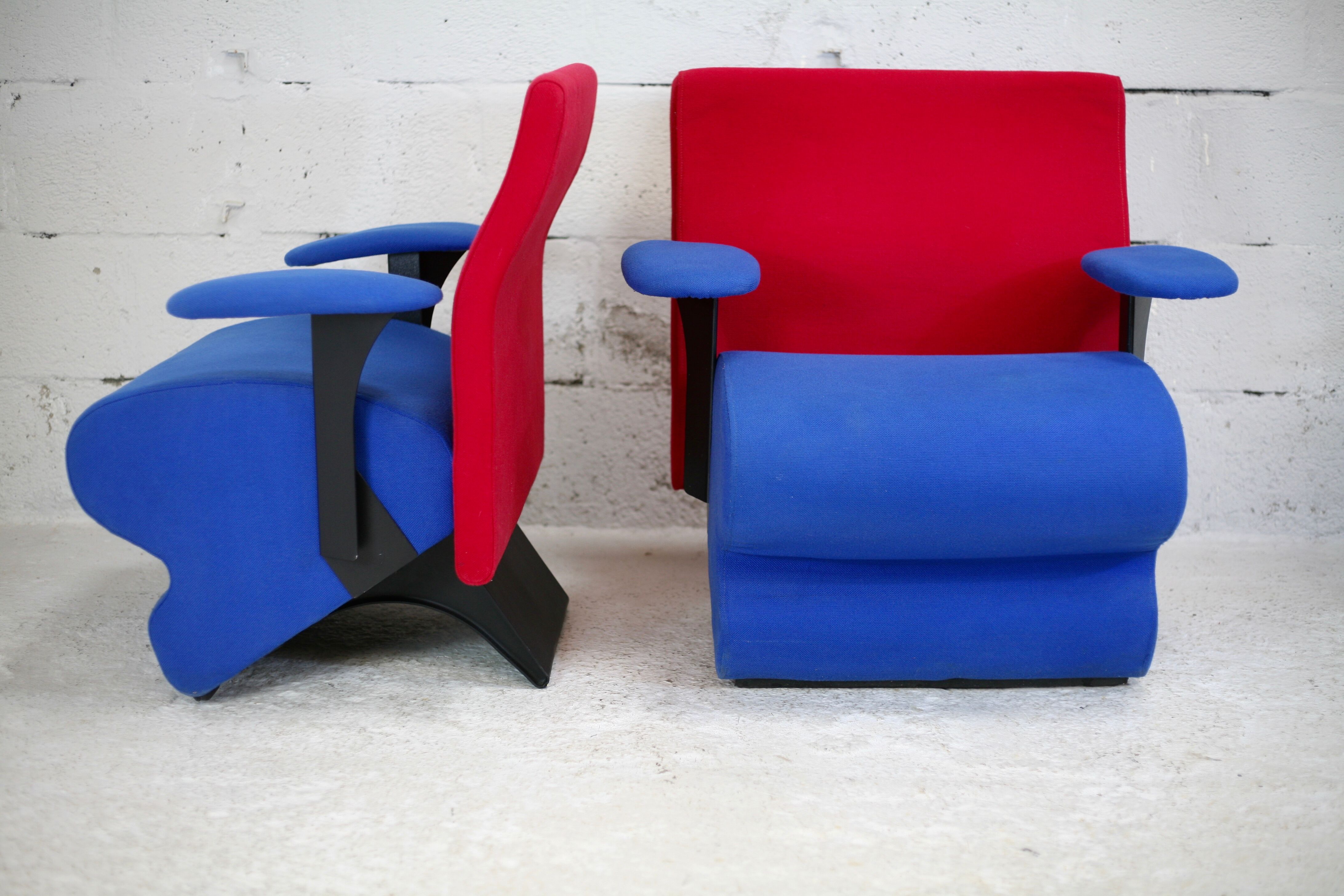 Paire de fauteuils 1995