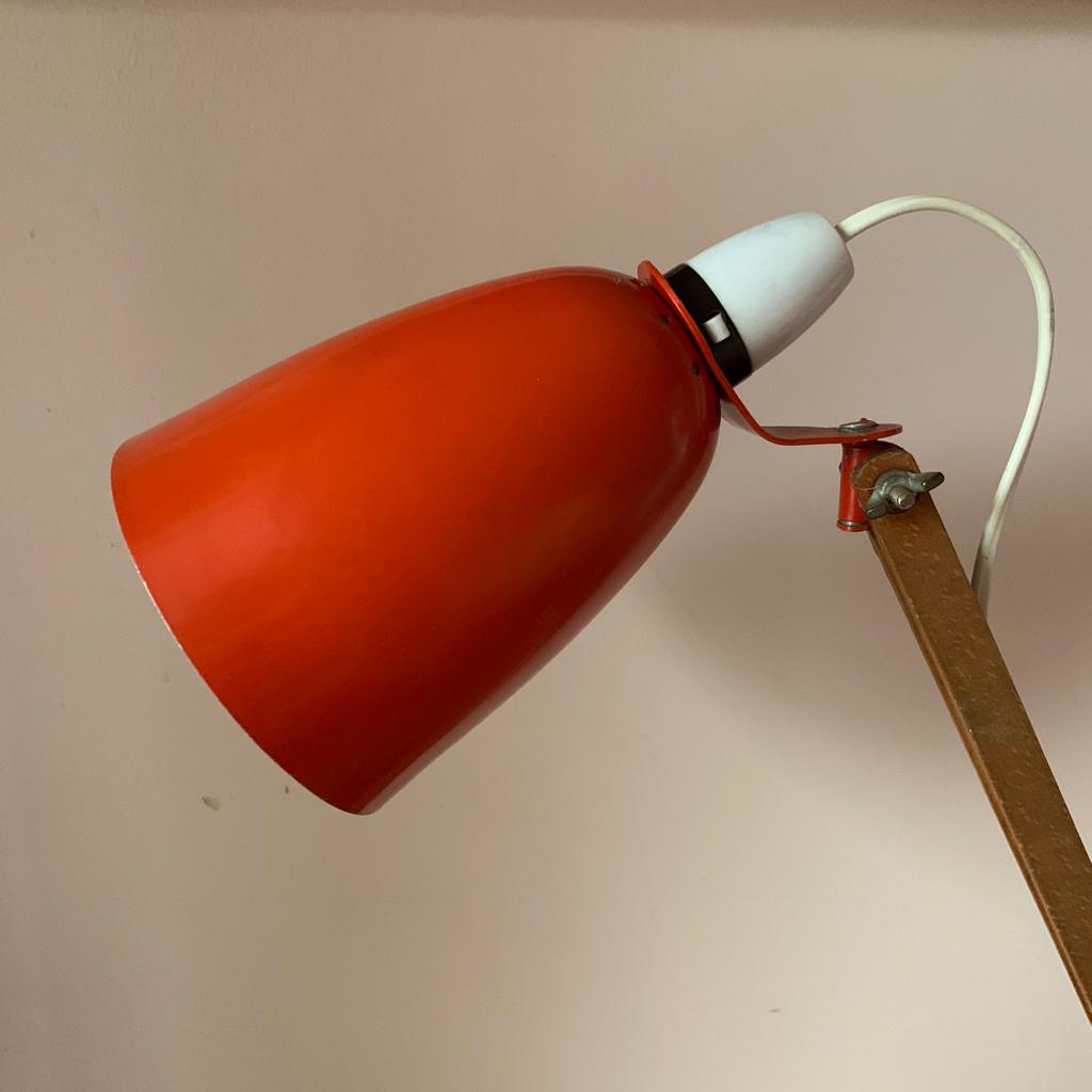 Vintage Maclamp in orange with wooden arms