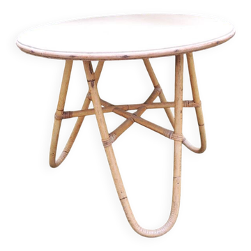 Antique round rattan coffee table