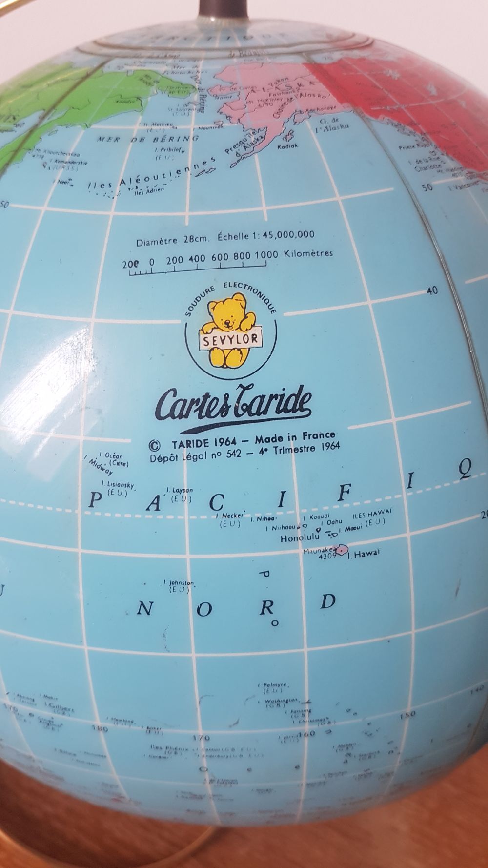 Earth globe from 1964