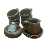 Set of cups and plates