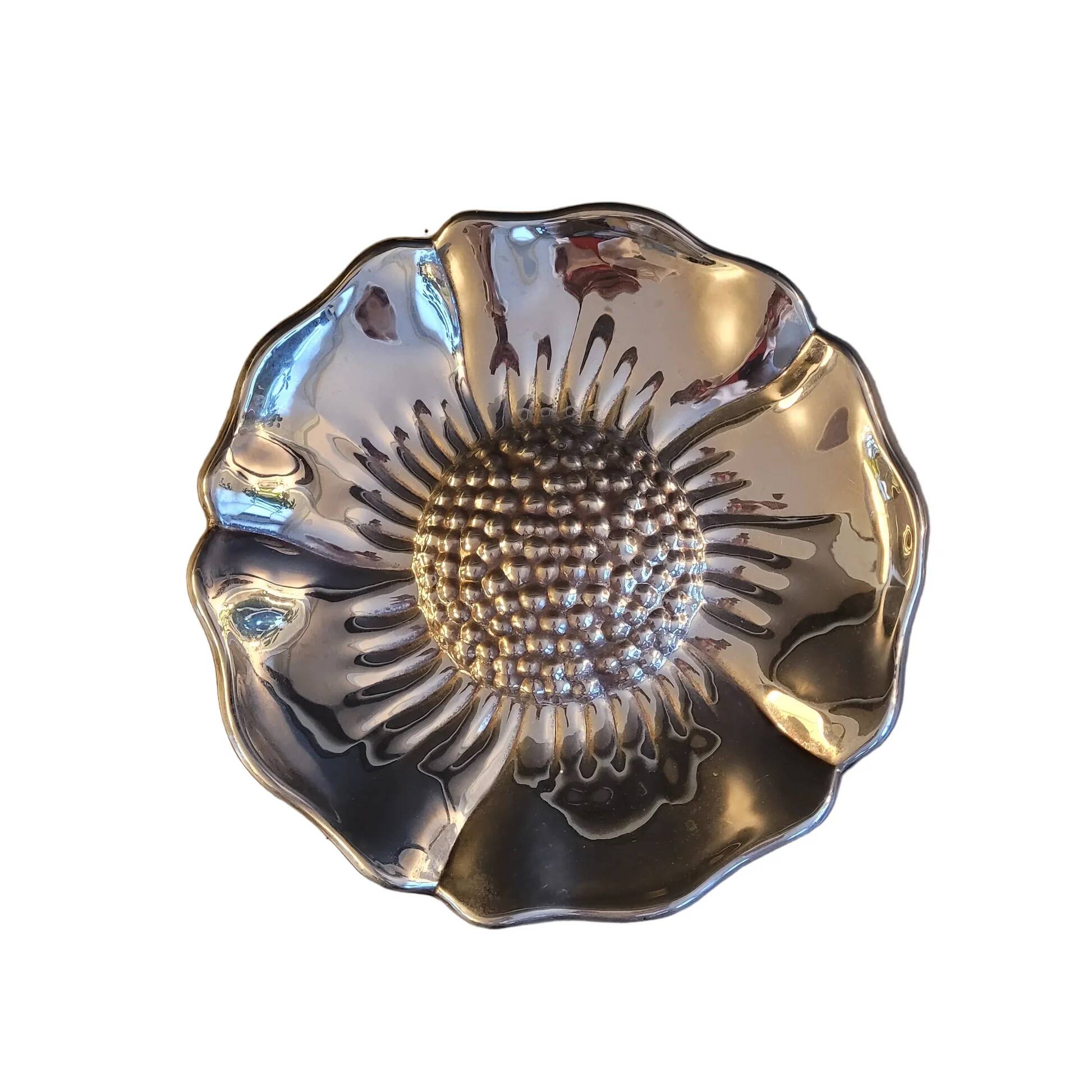Silver-plated flower dish