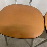 4 chaises en skaï / simili cuir