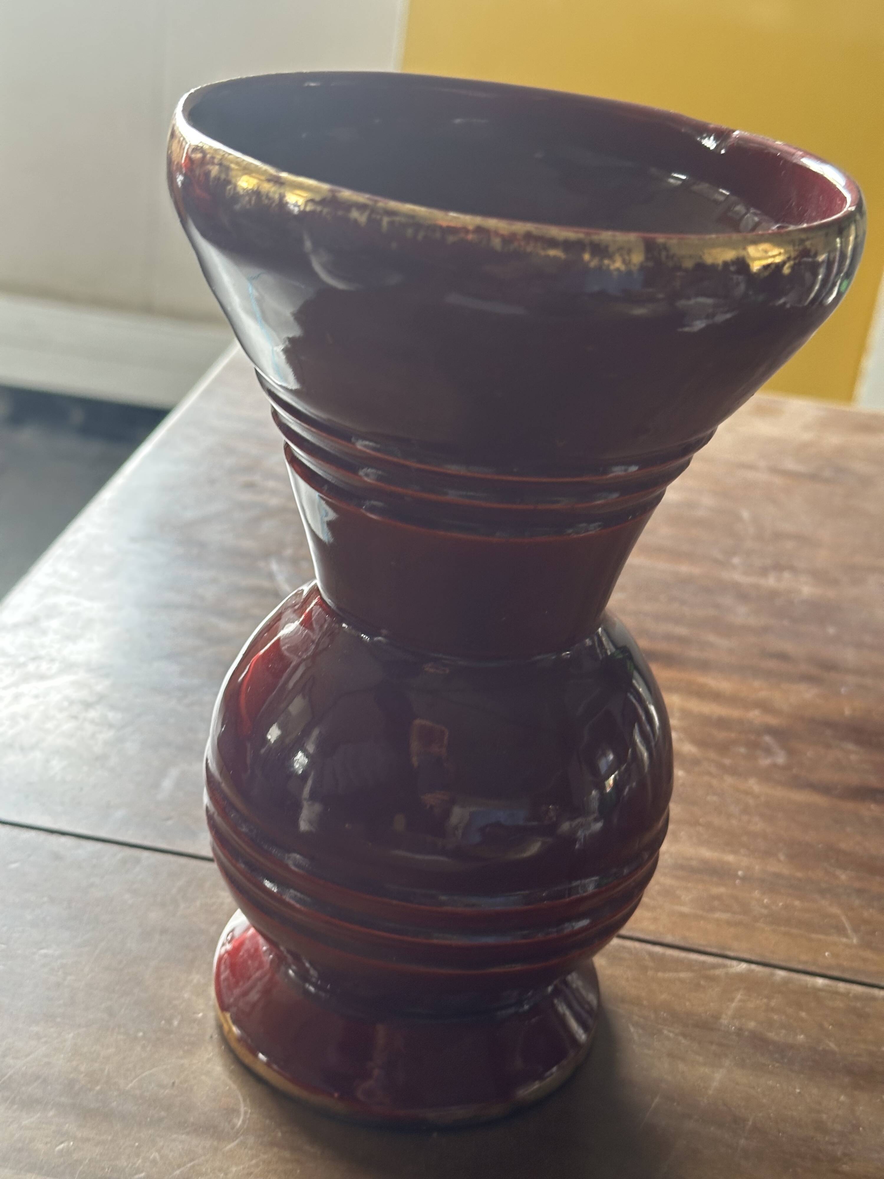 Ringed ceramic vase from Louviers, red and gold, 1950s