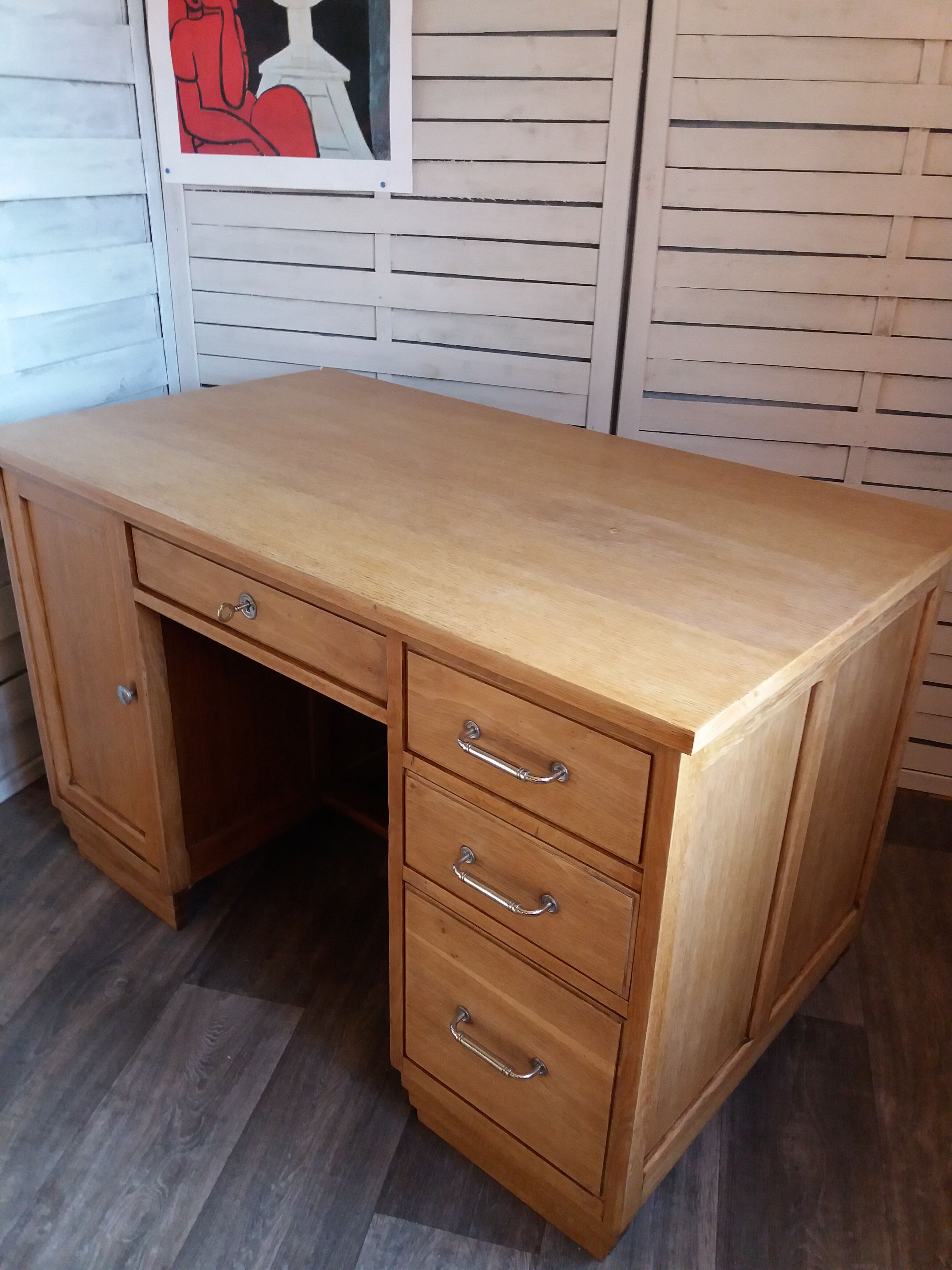 Bureau de métier des années 50