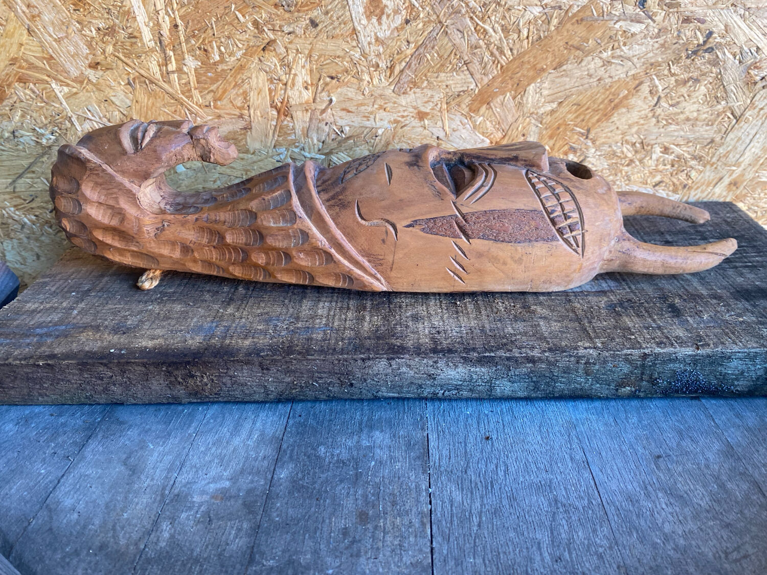 Sculpture African Mask Handcrafted Carved Wood Vintage #D882