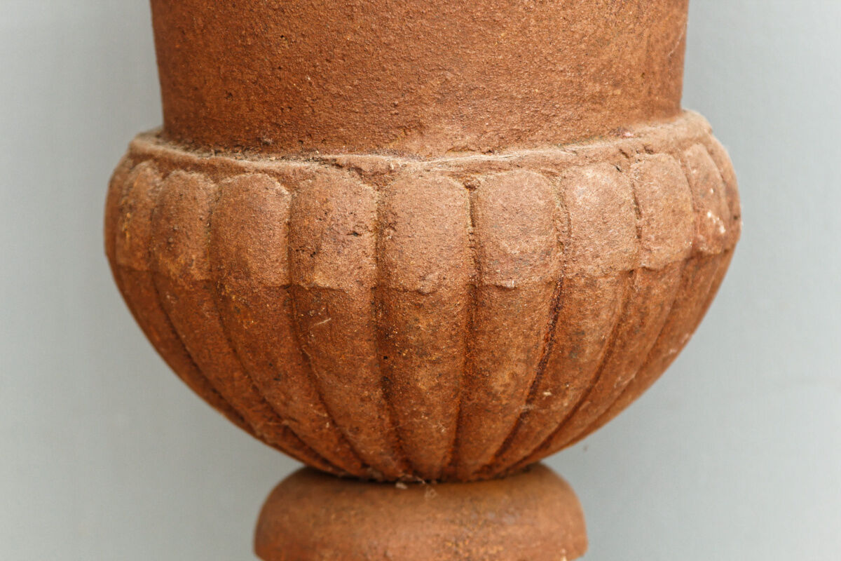 Ancient Medici vase in cast iron