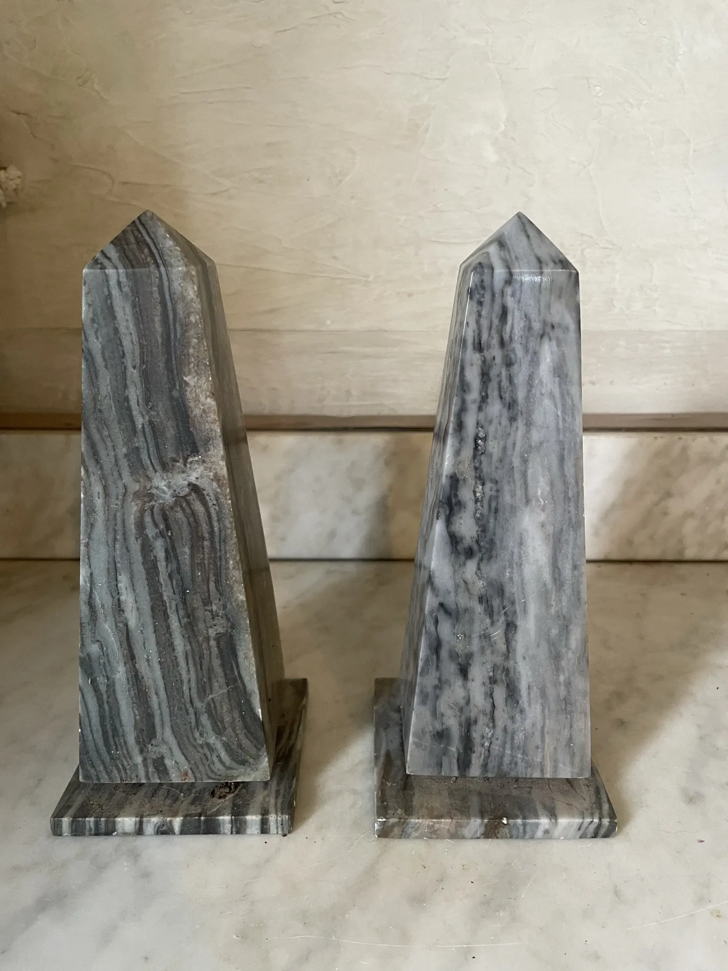 pair of obelisk bookends in grey/brown marble Art Deco style