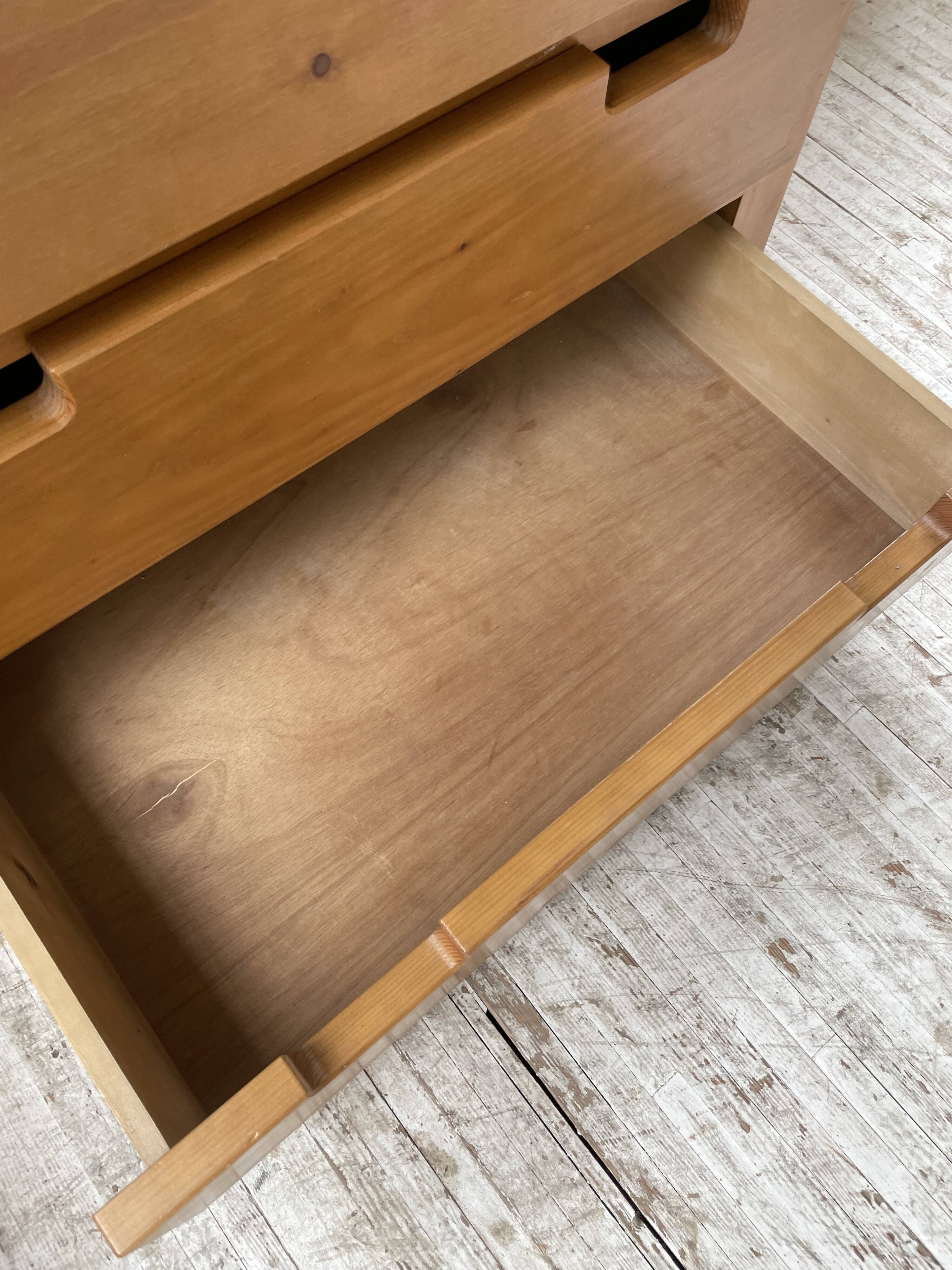 80s pine chest of drawers, mountain furniture