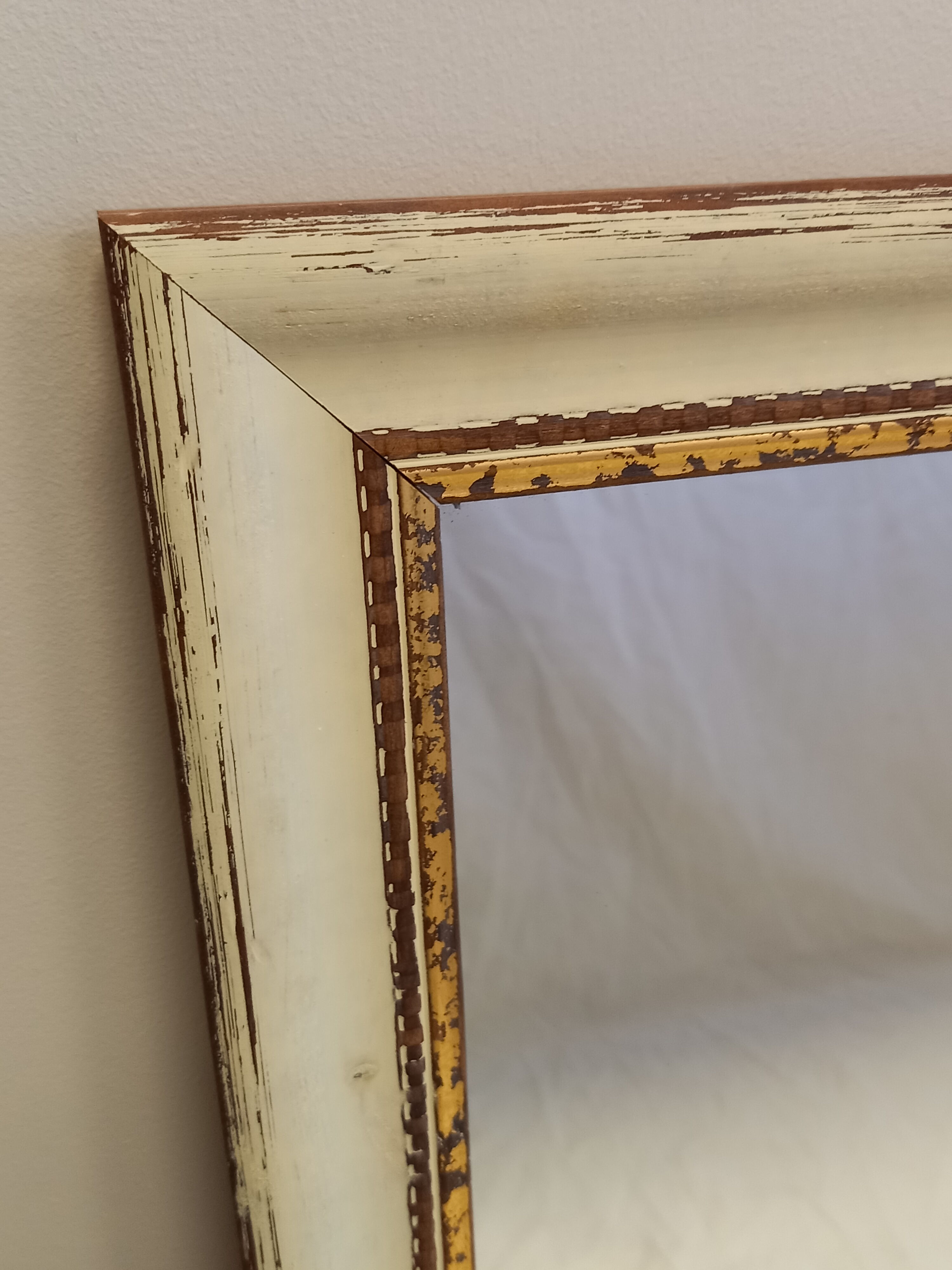 Beige and gold mirror 62x67cm