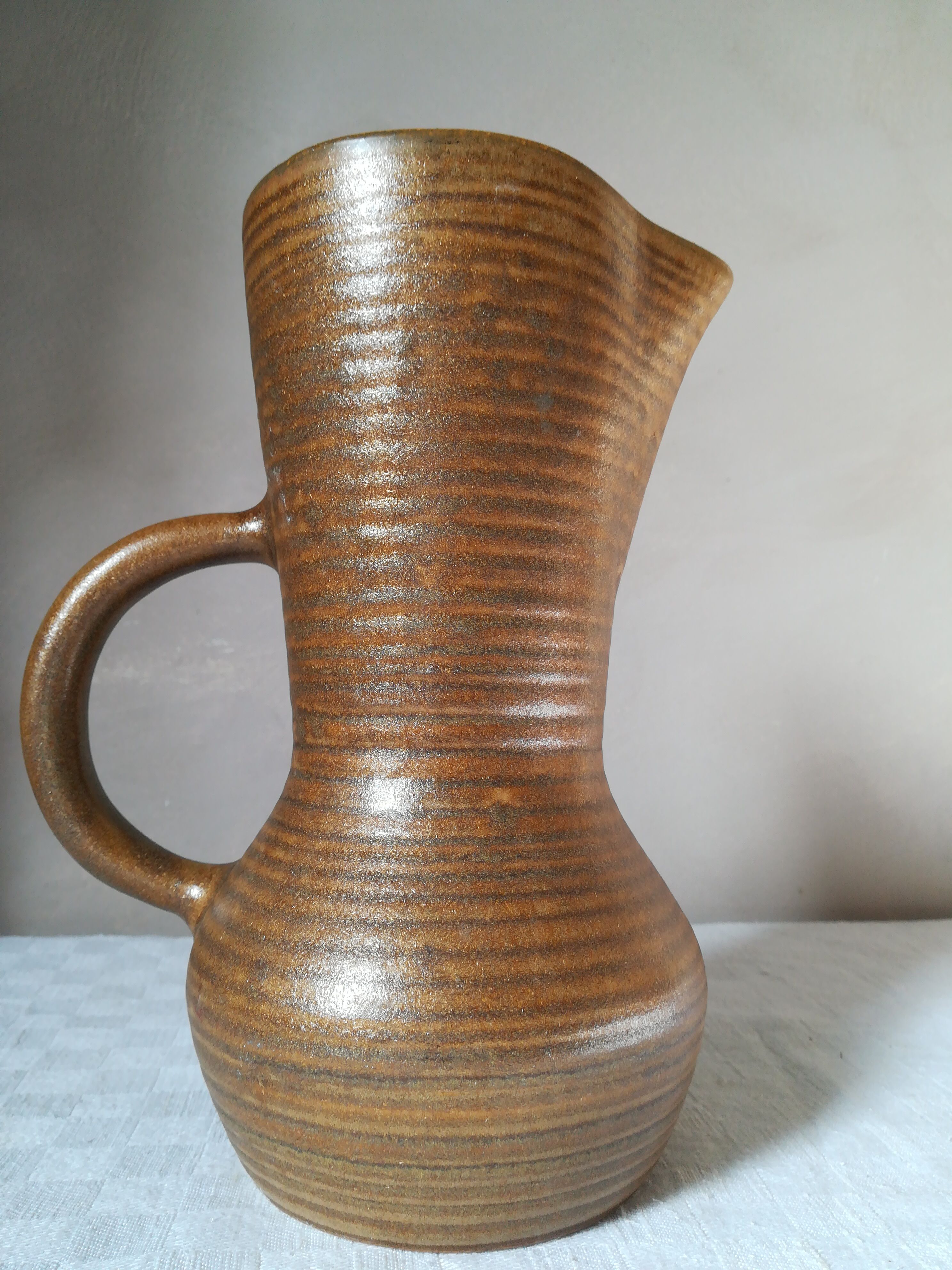 Pitcher has water in sandstone years 50/60