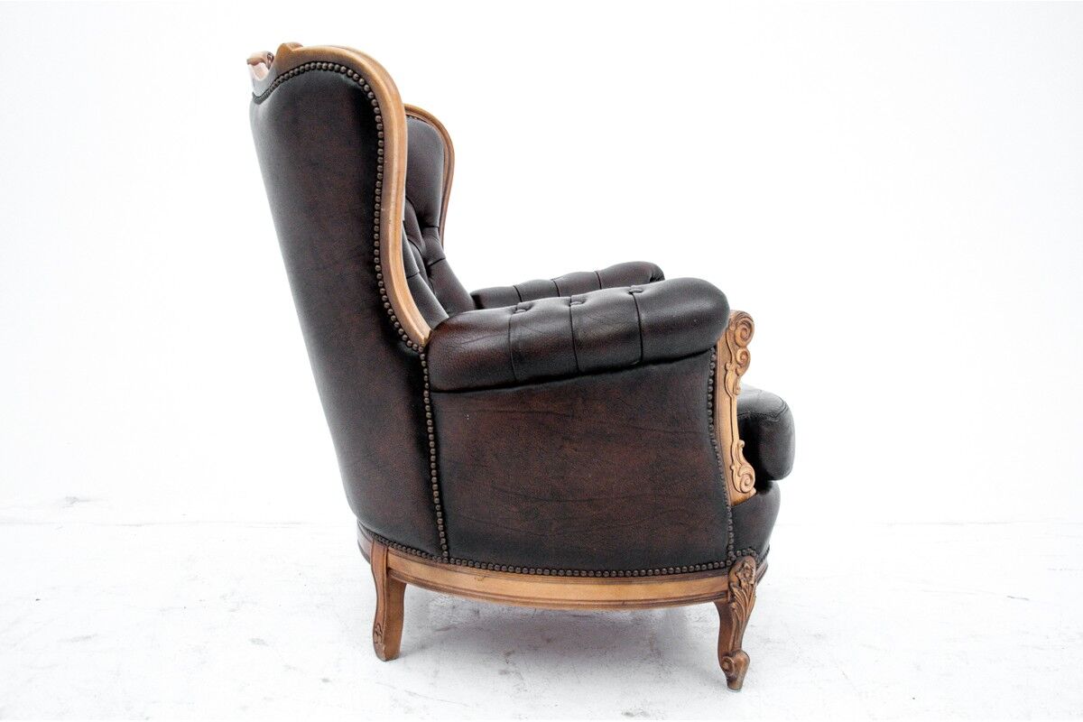 Deep buttoned brown leather salon set