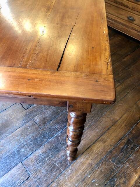 Farm table with turned legs