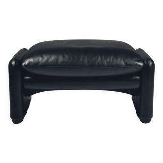Vintage Maralunga footrest by Vico Magistretti for Cassina 1973