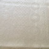Damask tablecloth 190 x 240 peas and flowers