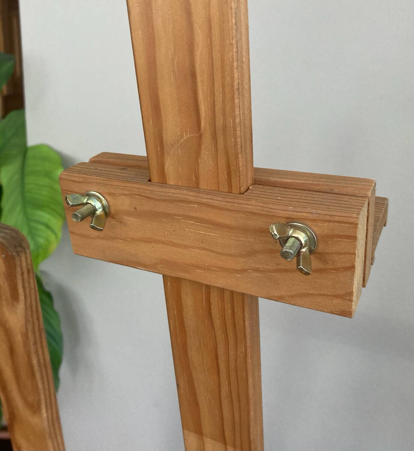 20th century solid pine painter's easel