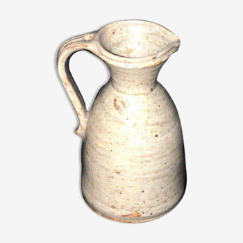 Pitcher sandstone hulotte in Cayus