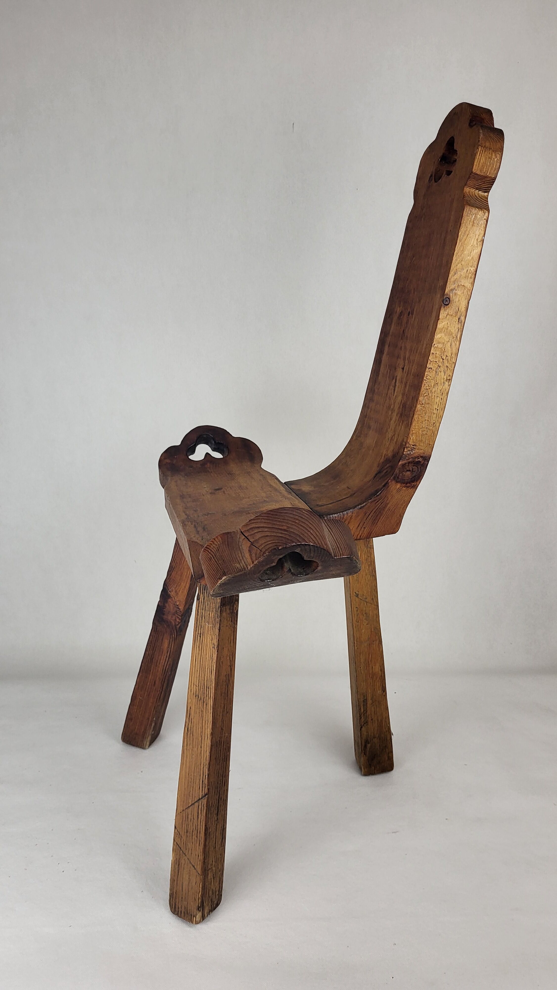 Brutalist tripod stool / chair