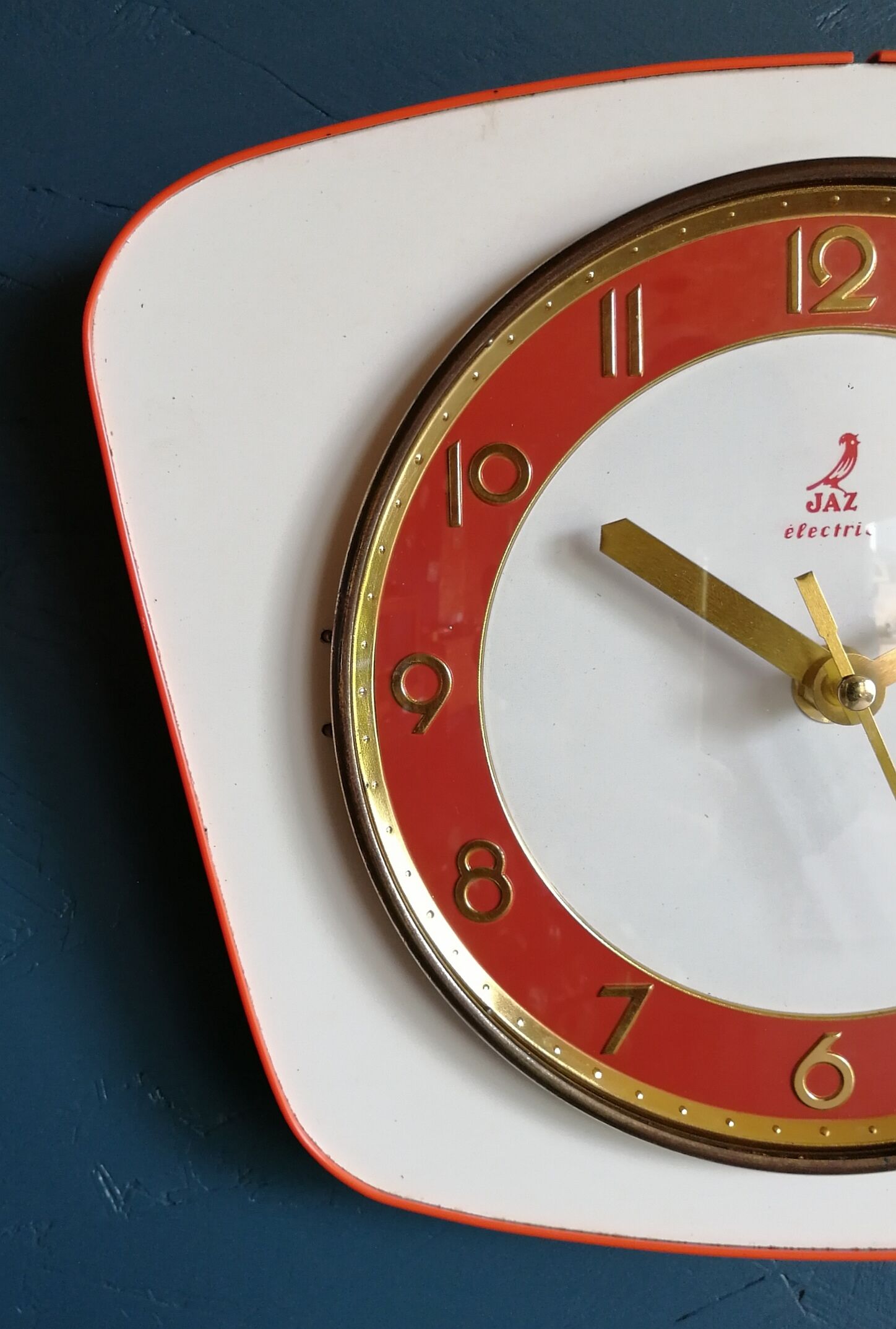 Vintage formica clock silent wall clock "Jaz white orange"