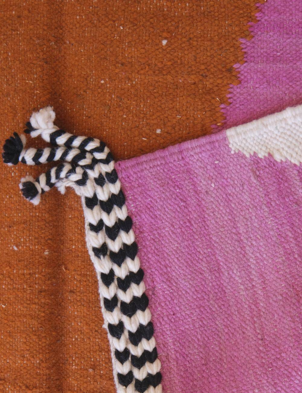 Contemporary Kilim Rug - 192 x 157 cm