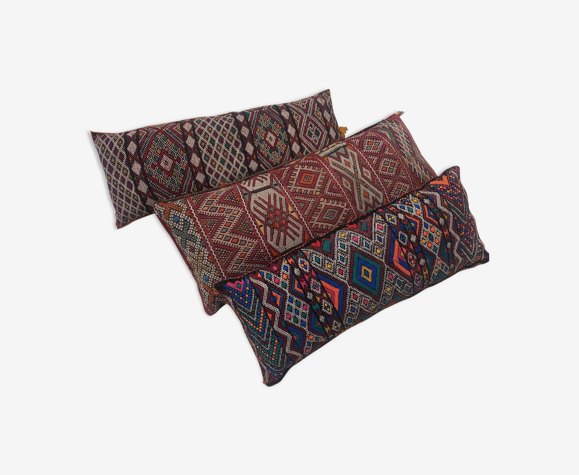 Set of woven cushions
