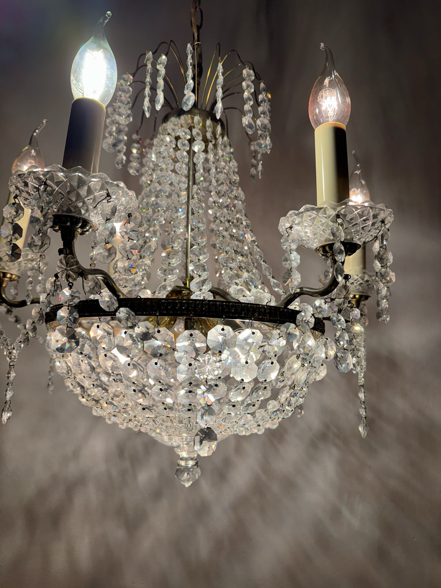 Crystal balloon chandelier from the 1960s.