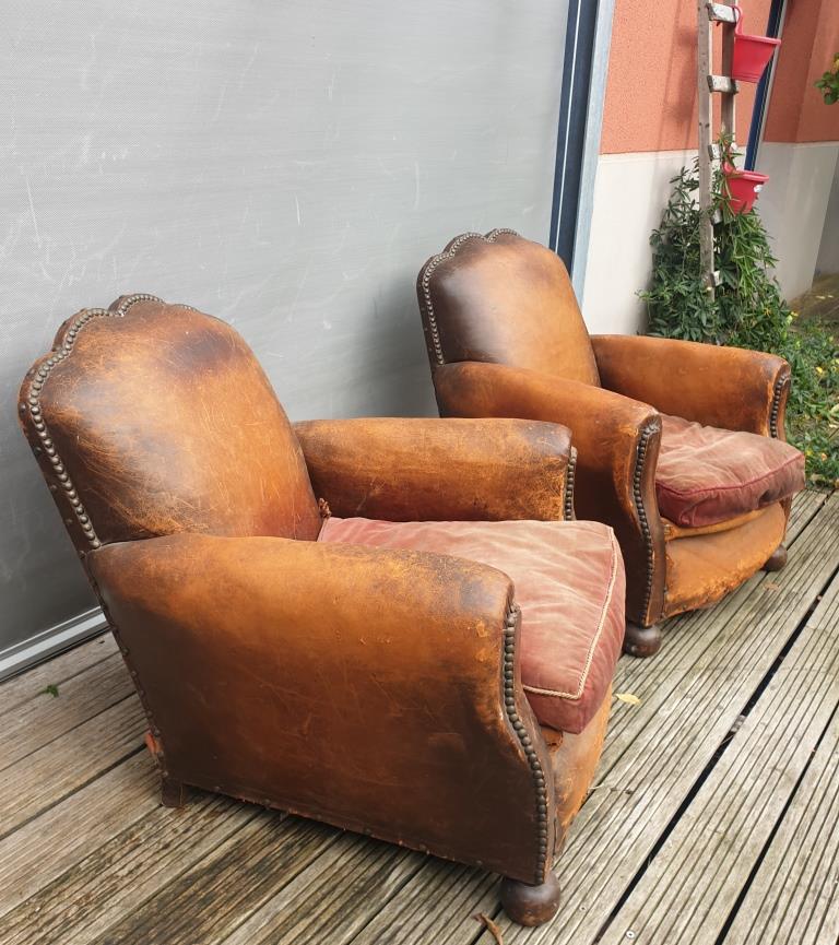 Pair armchairs club leather "punk" back mustache
