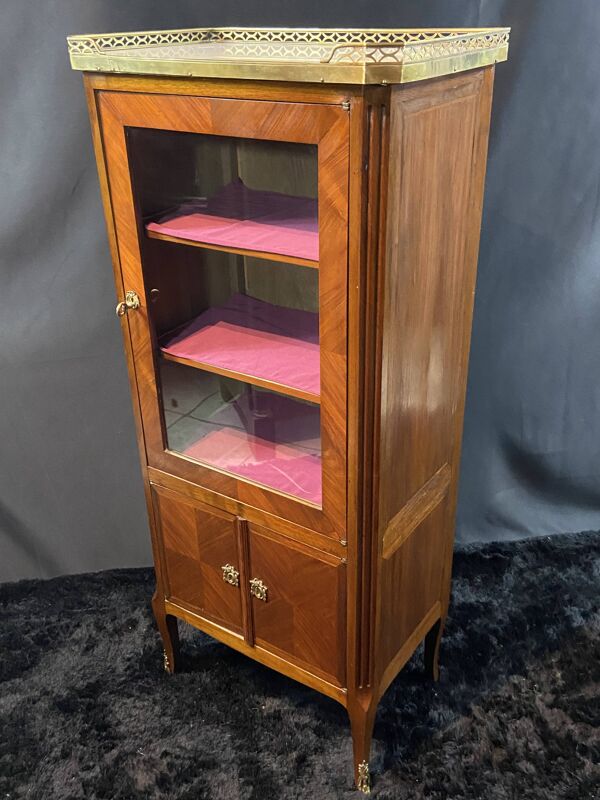 Petite vitrine XIXe de style Transition Louis XV Louis XVI