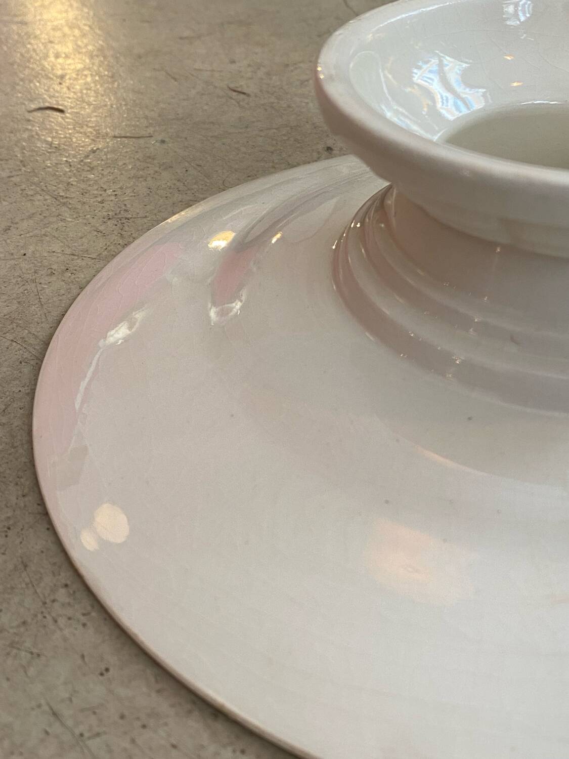 Ensemble de plats en porcelaine