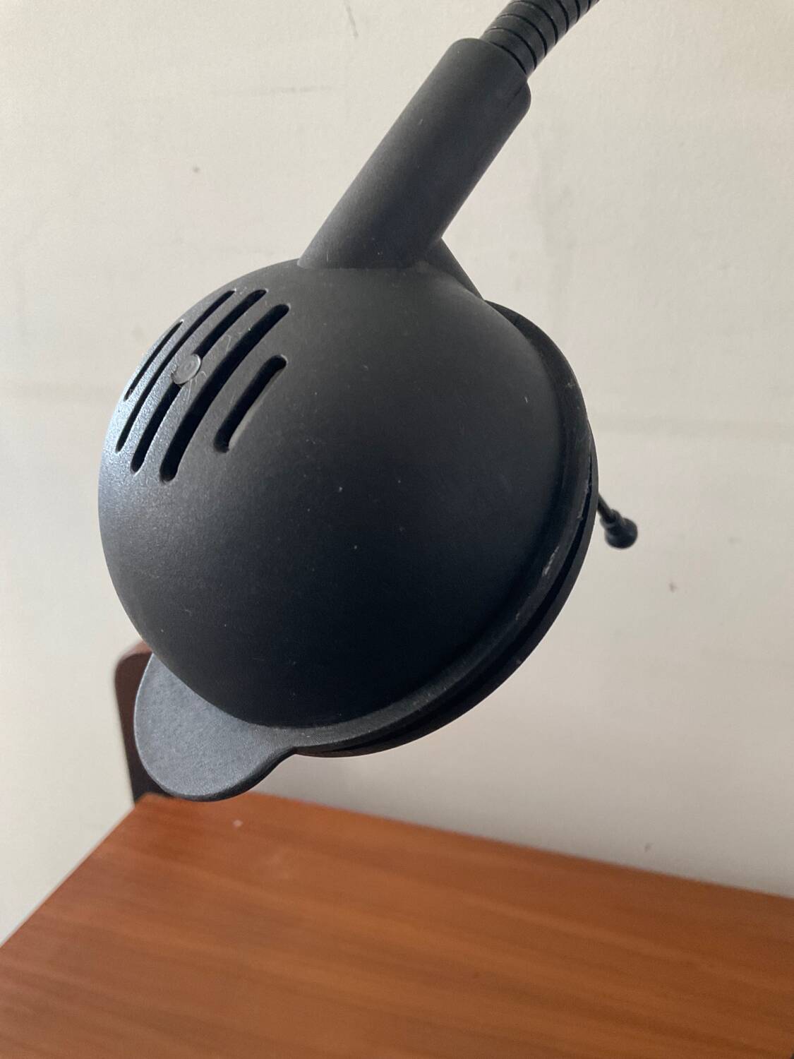 Italian articulated lamp from the 70s and 80s