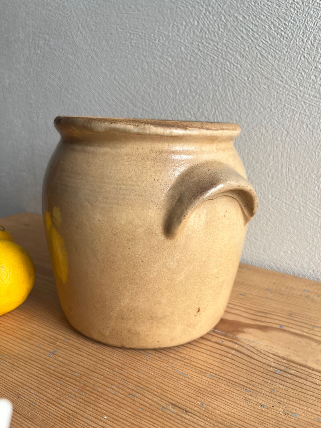 Old stoneware pot / storage jar / jam jar