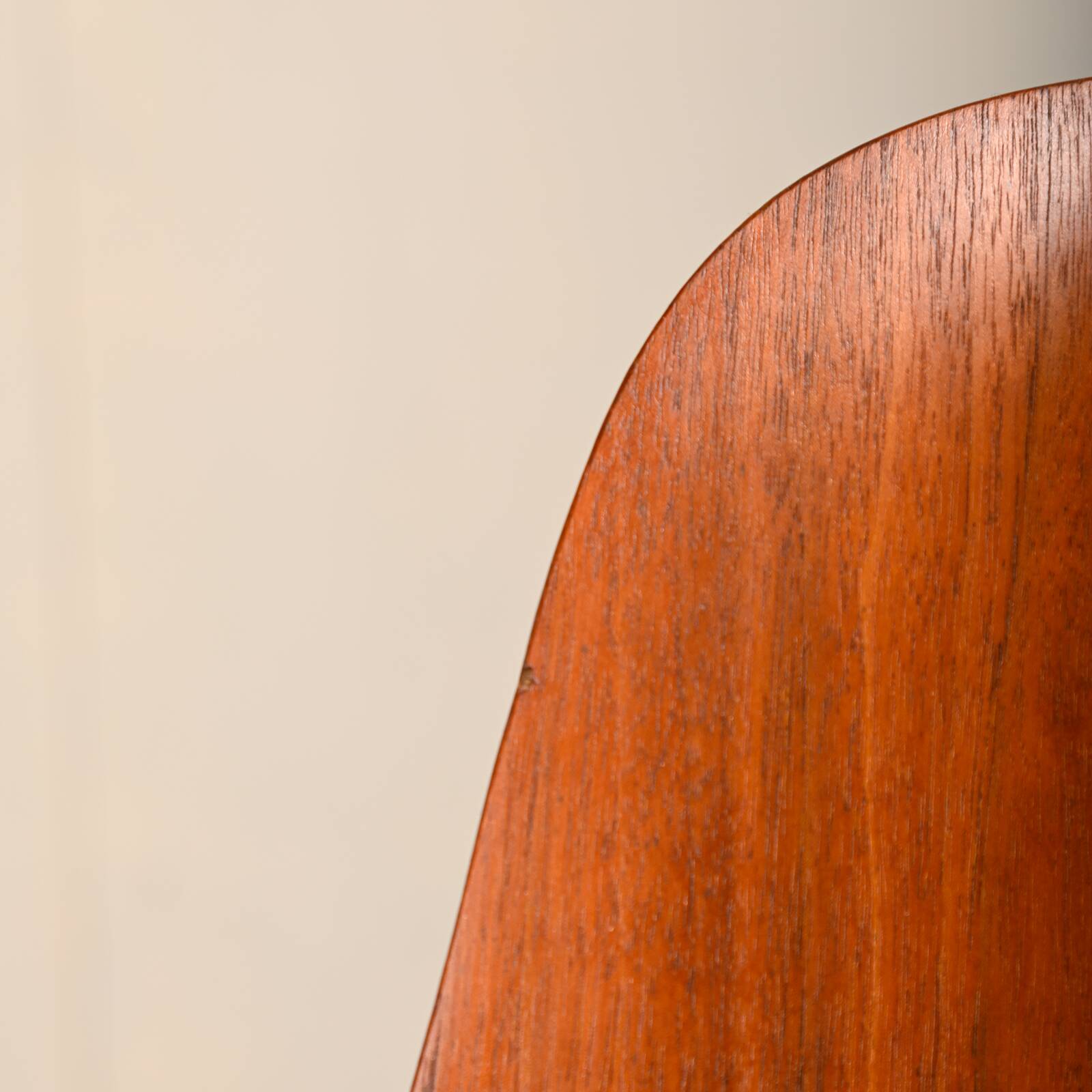 Chaise en contreplaqué de noyer DCW restaurée de Charles & Ray Eames, Herman Miller