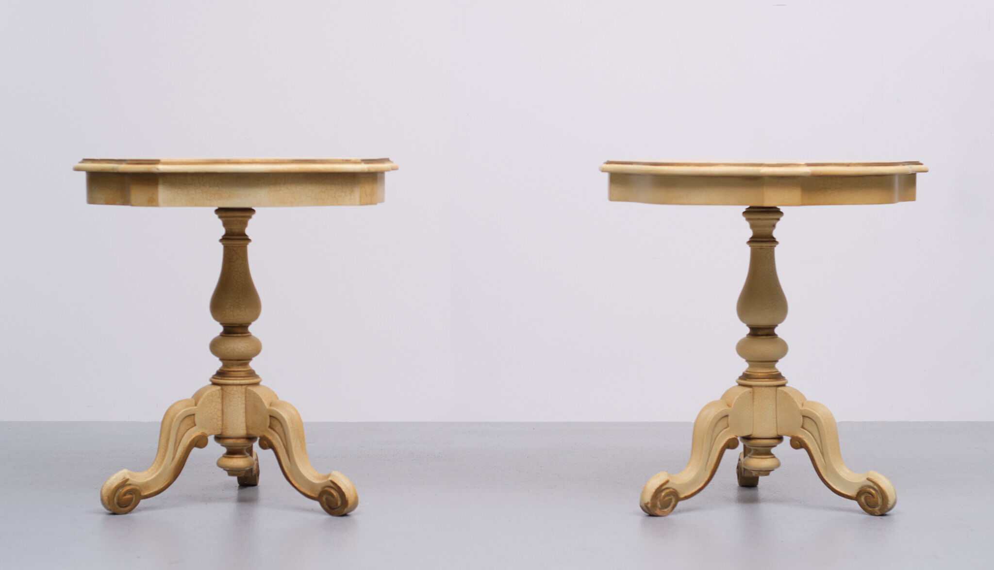 2 Classic Italian Craquelure Side Tables 1960s