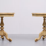 2 tables d’appoint italiennes classiques Craquelure années 1960