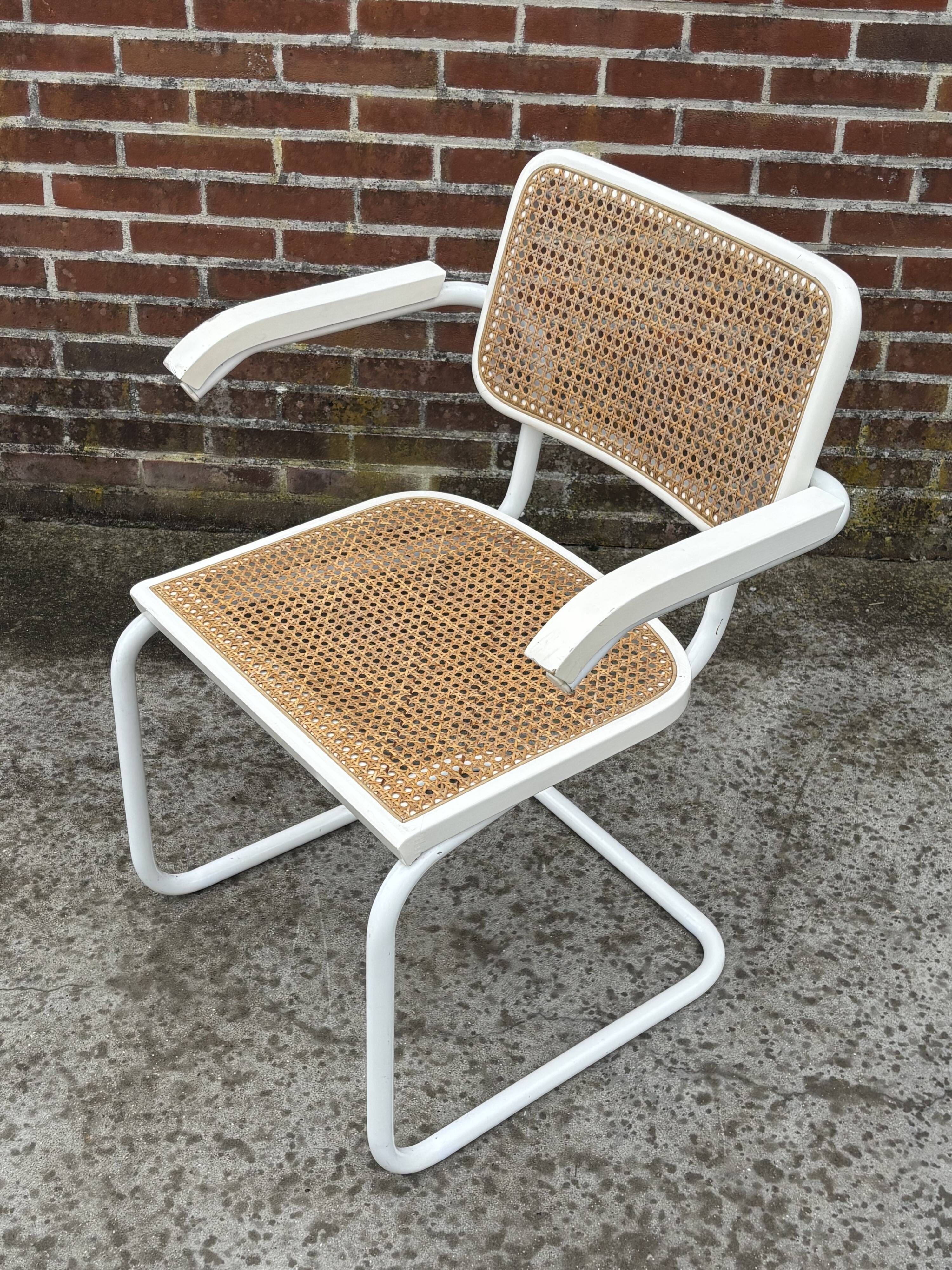 Set of 4 Cesca chairs model B64 with armrests Cesca Marcel breuer design