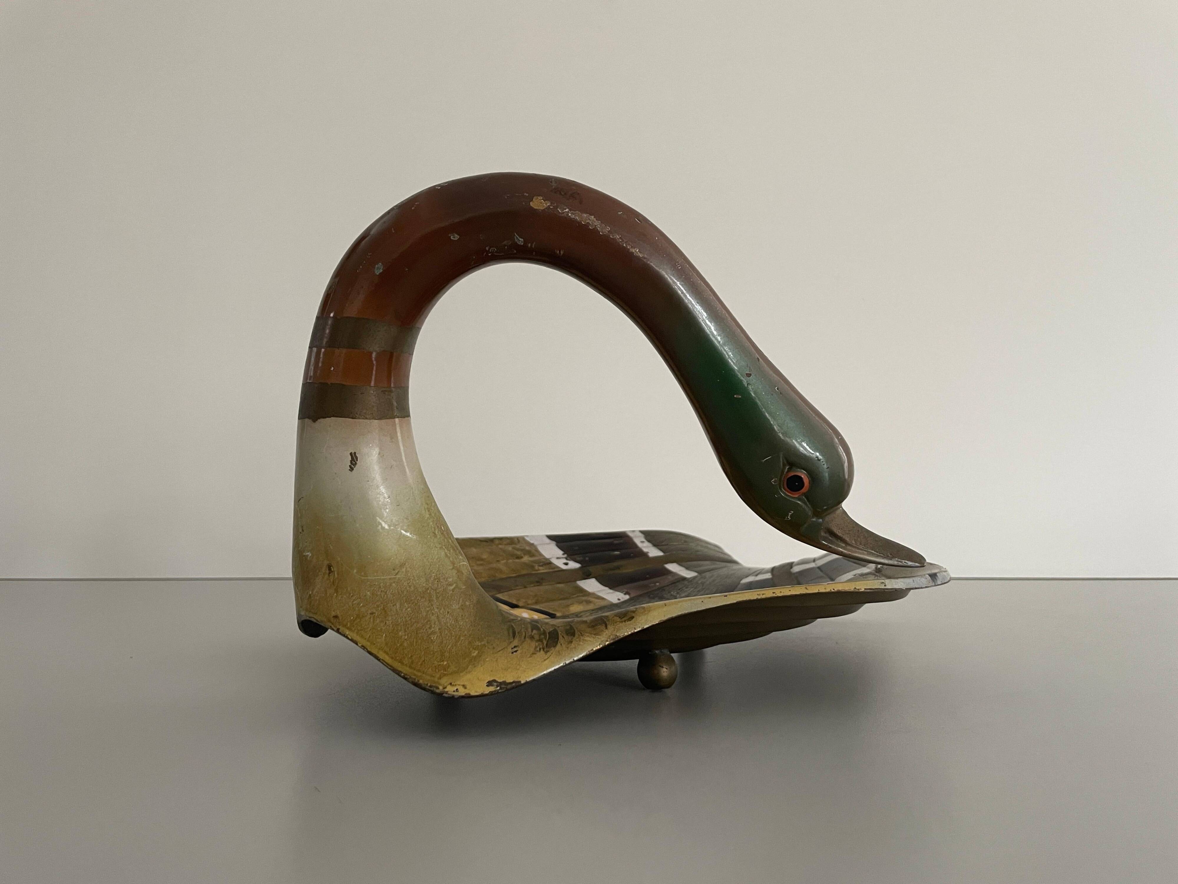 Adorable decorative centrepiece sculpture in the shape of a brass duck, 1970s, Germany.