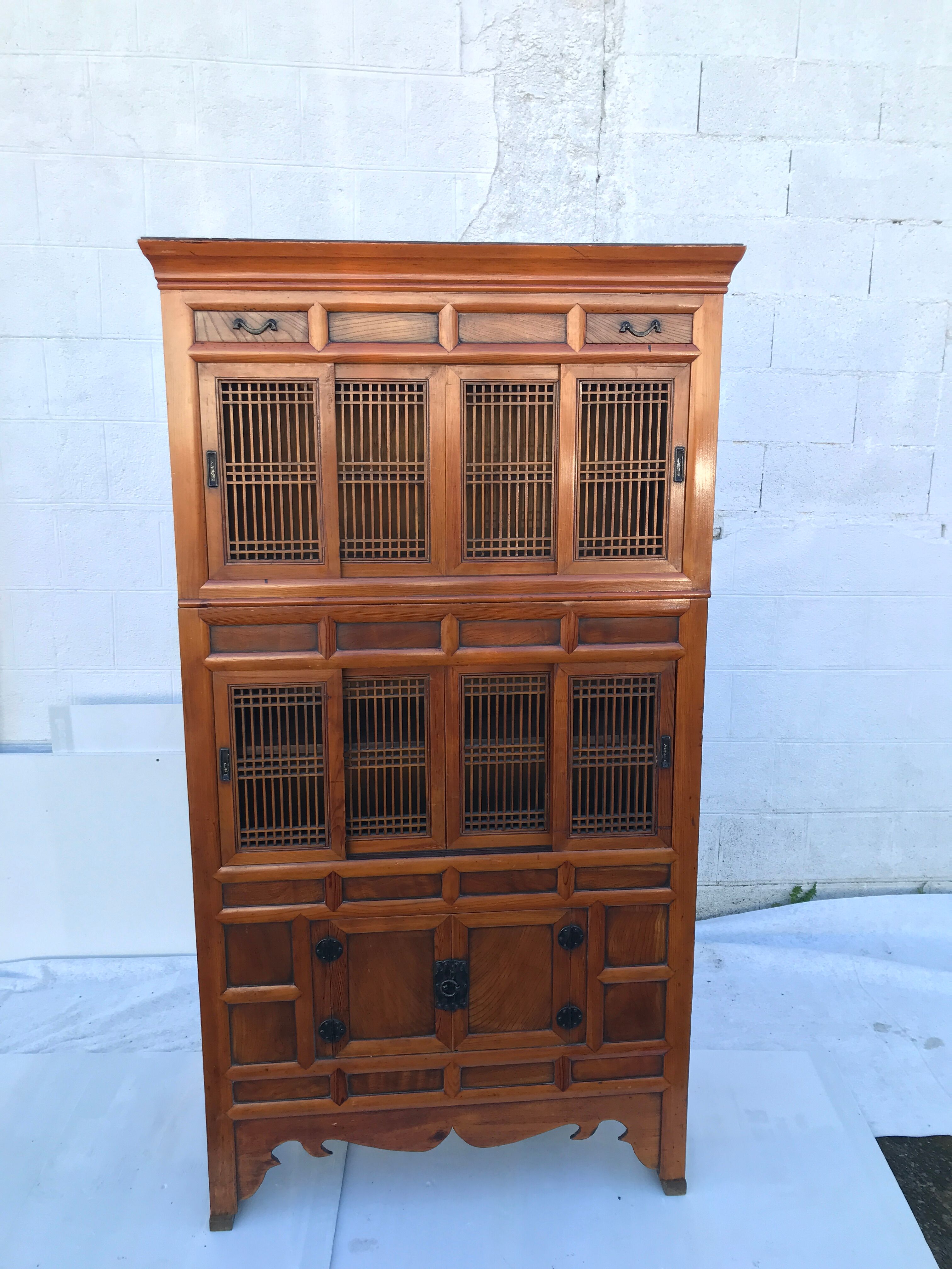 Armoire cuisine chinois japonais milieu à la fin du XIXe siècle