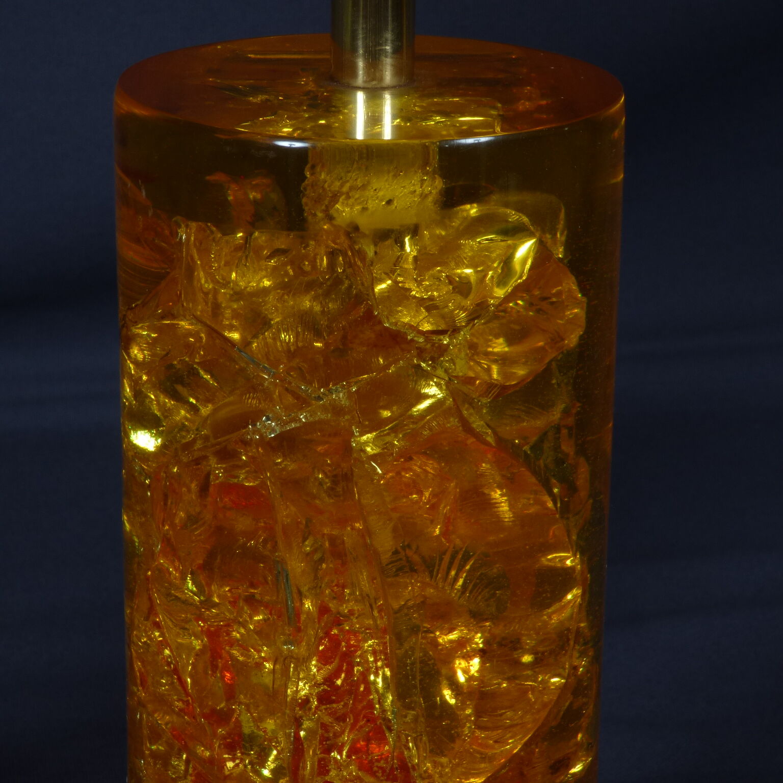 Pair of Prova fractal resin lamps, 1960