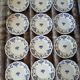 12 assiettes plates anciennes de Longchamp 