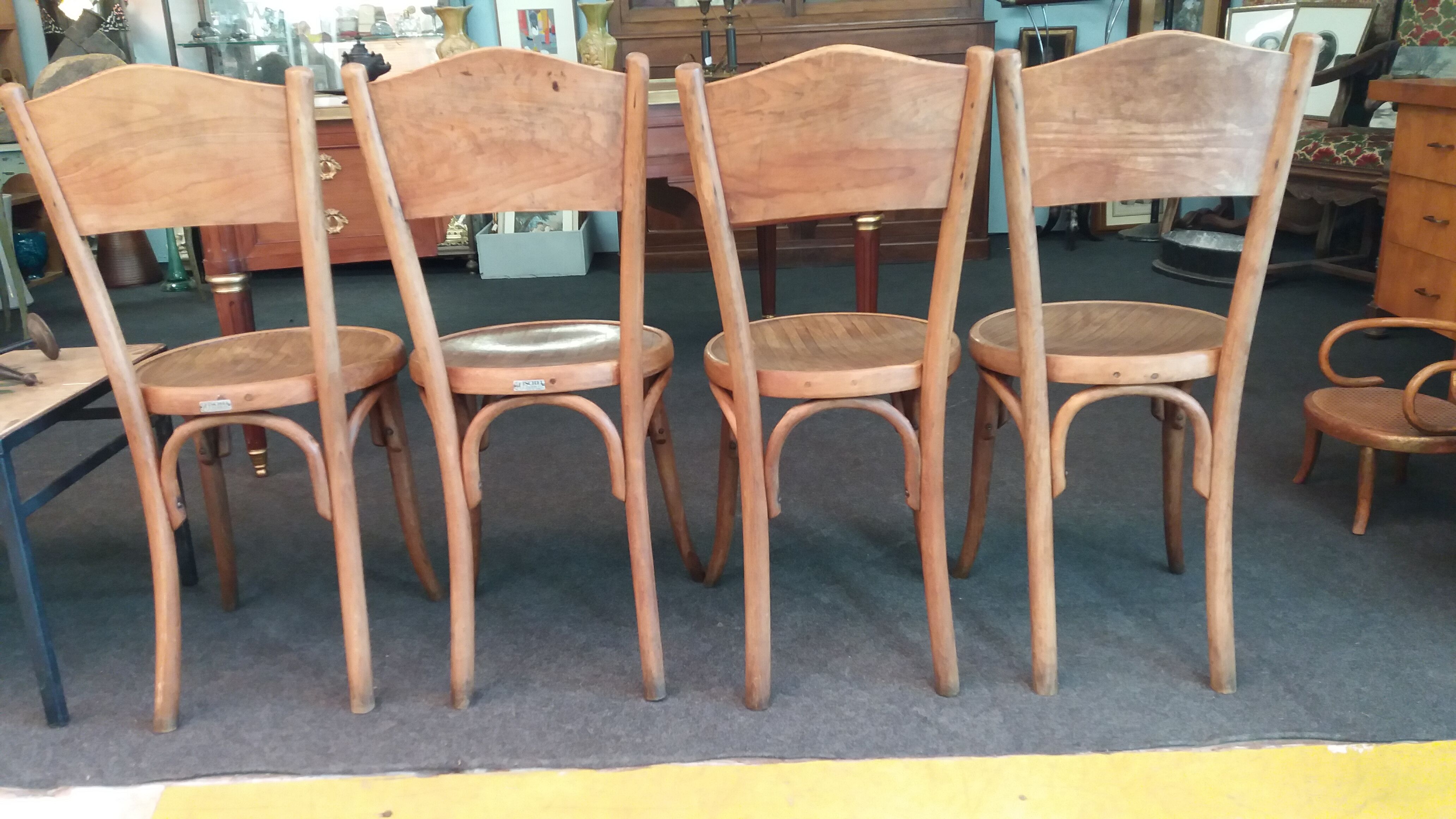 Set of 4 Fischel bistro chairs
