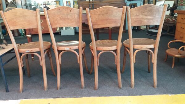 Lot de 4 chaises bistrots Fischel