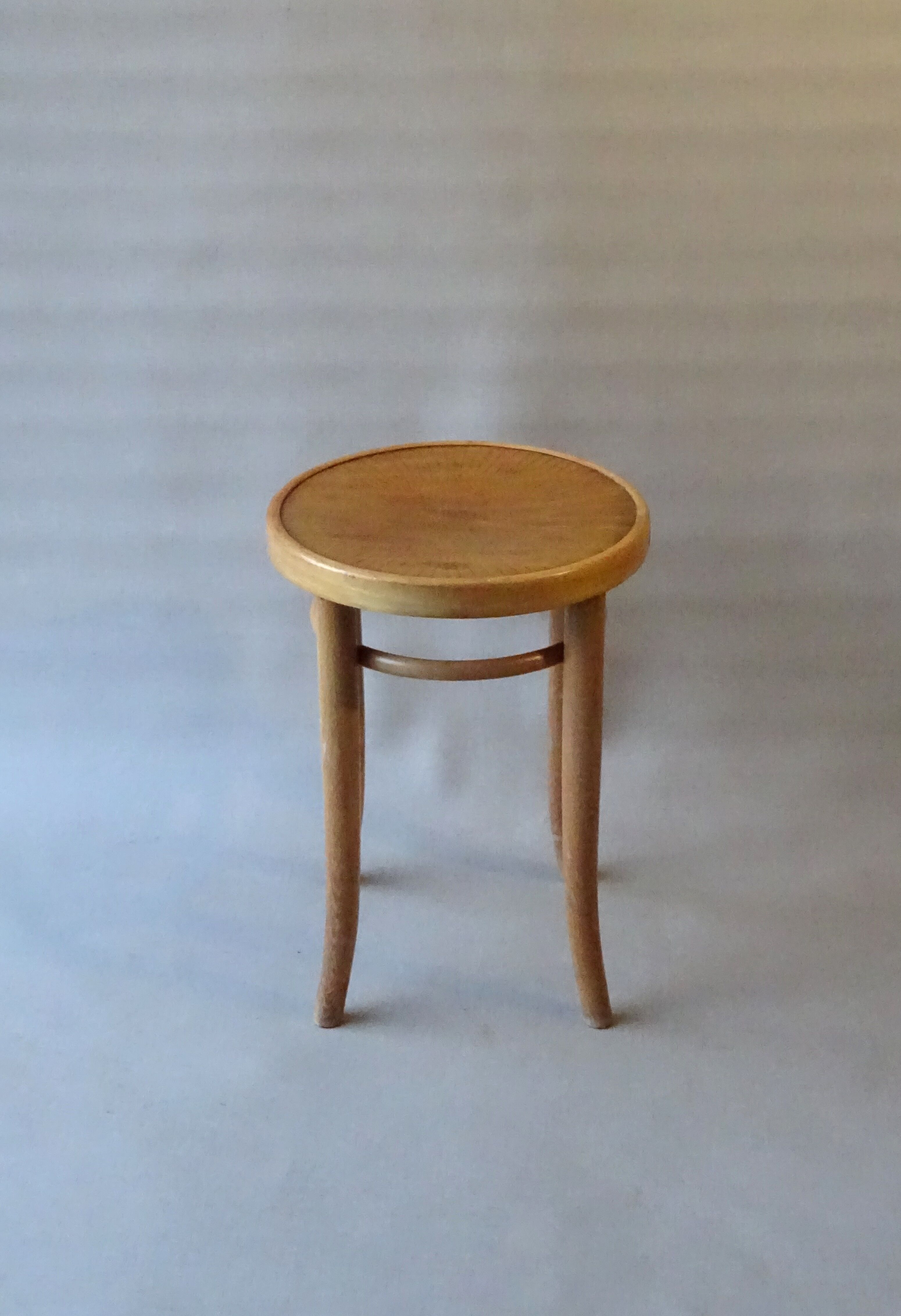 Stool Thonet 1930 seat blond wood