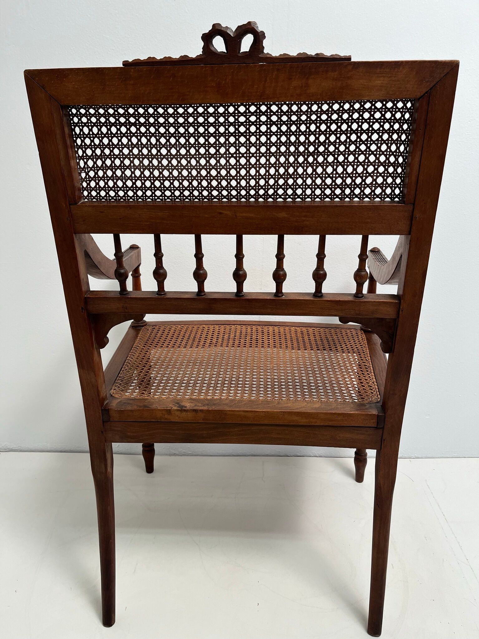 Paire de fauteuils cannés - Époque Louis XVI