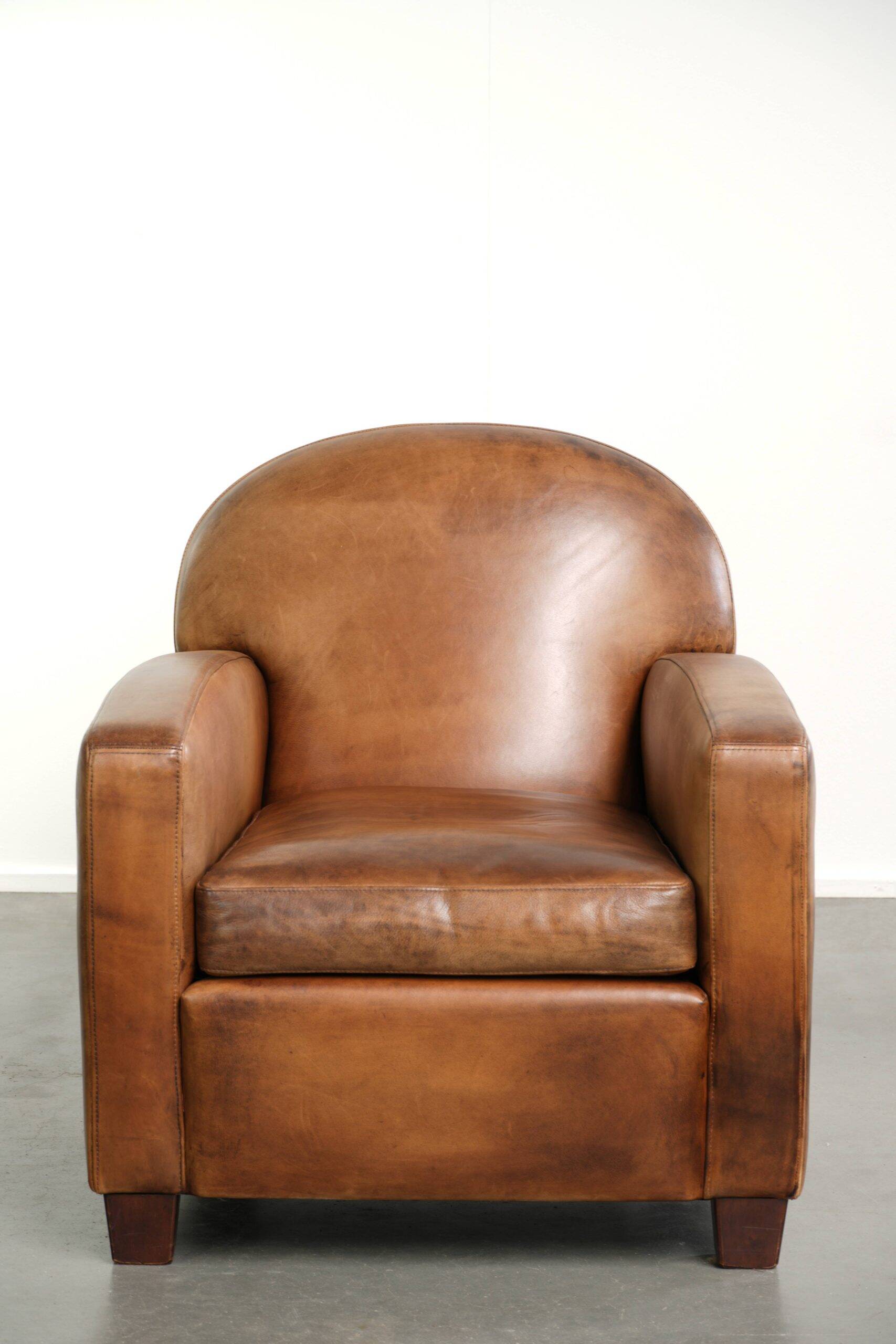 Sleekly designed sheepskin design armchair with a great appearance