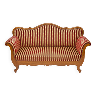 Reclining sofa in silk fabric