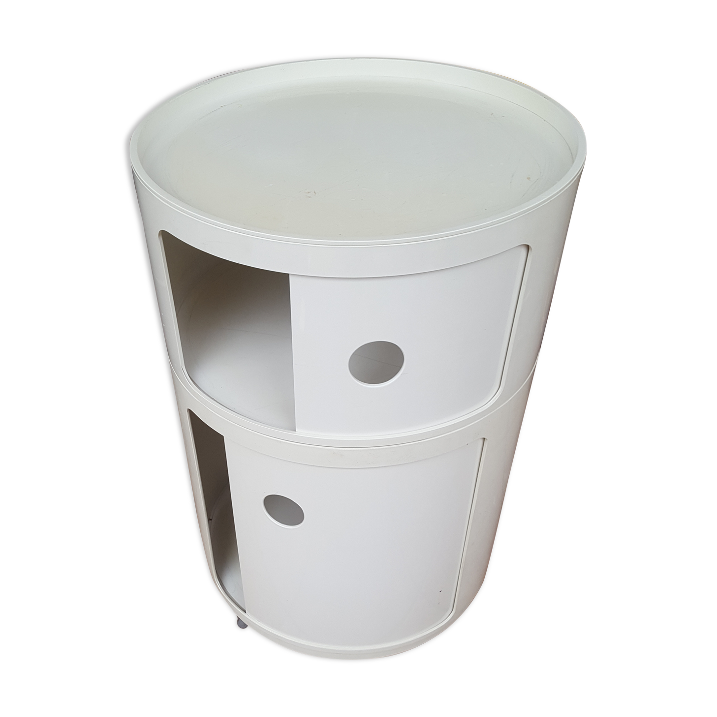 Kartell rolling table, design Anna Castelli