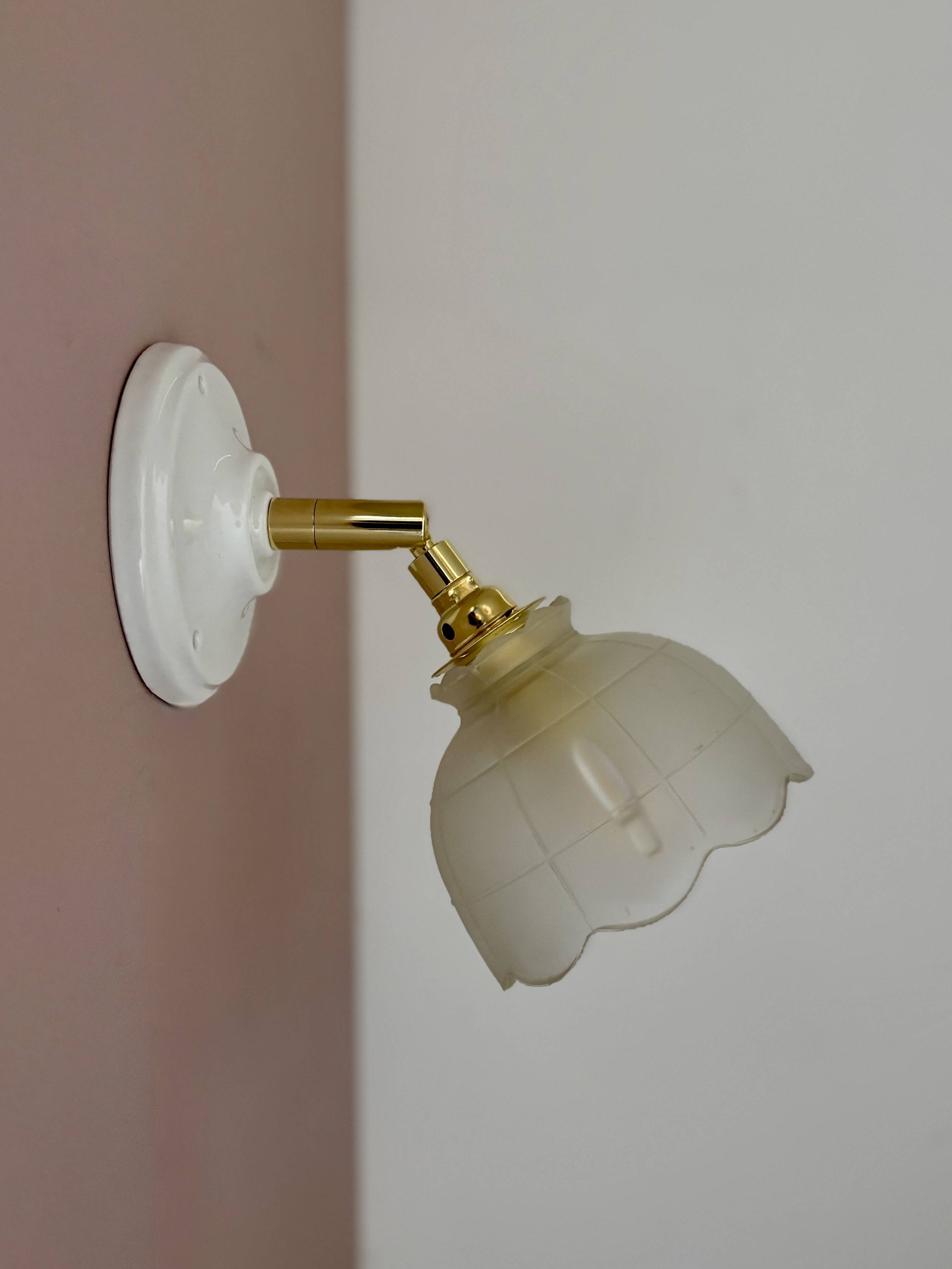 Vintage frosted glass tulip wall light